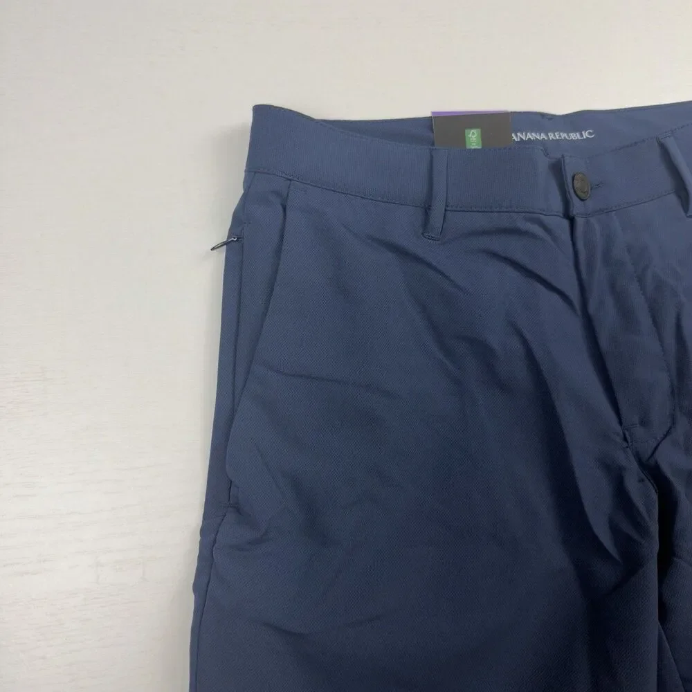 NWT Banana Republic Flat Front Pant Performance Mens 30x28 Blue 100%Polyester